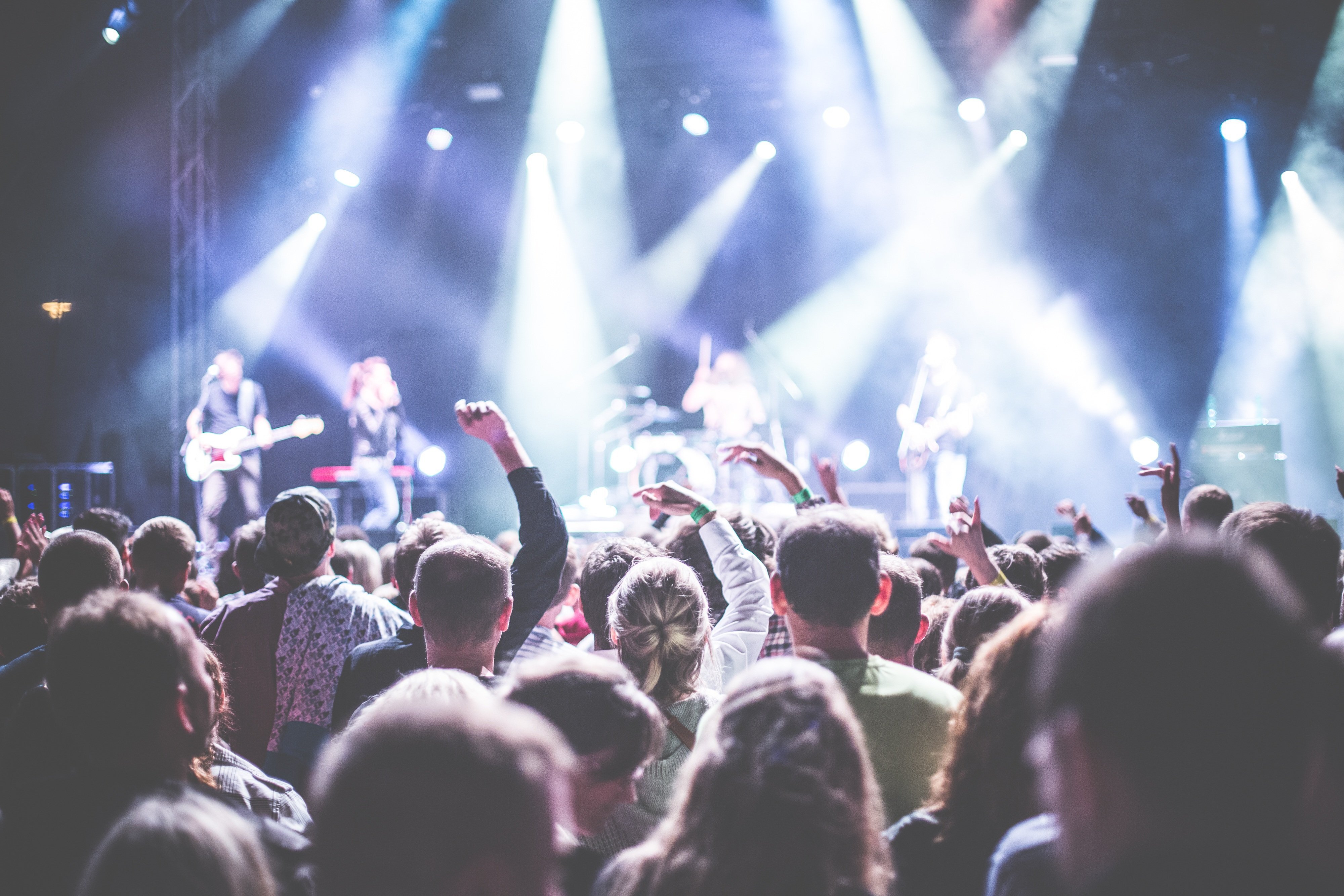 Spring break - pexels-audience-1867754