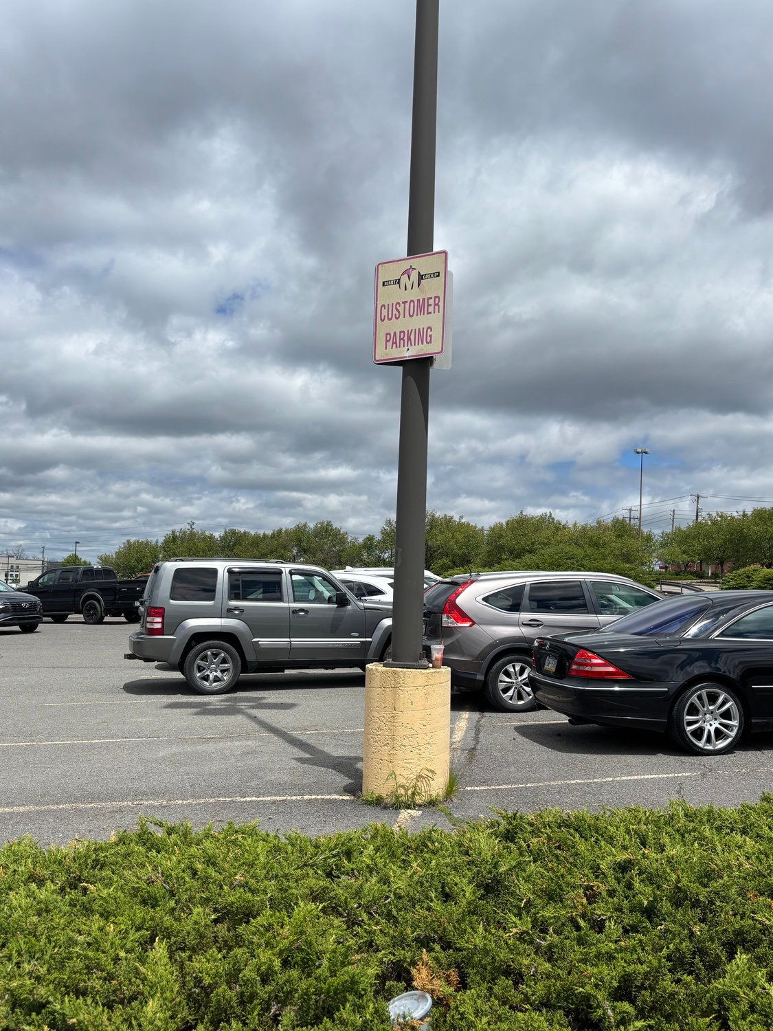 Wilkes-Barre to NYC bus stop at Wyoming Valley Mall in Wilkes Barre PA 