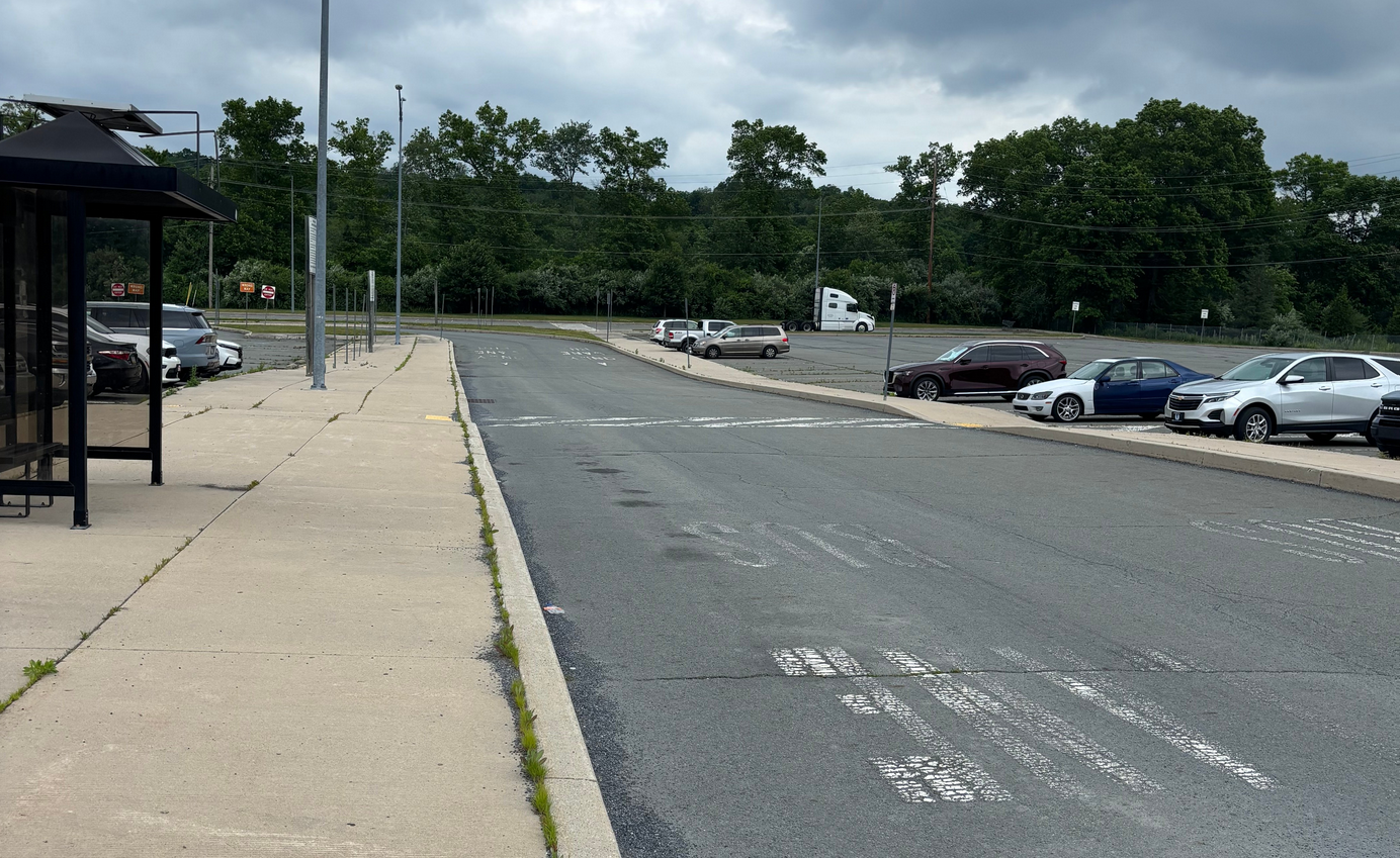 Marshalls Creek Martz Bus Parking