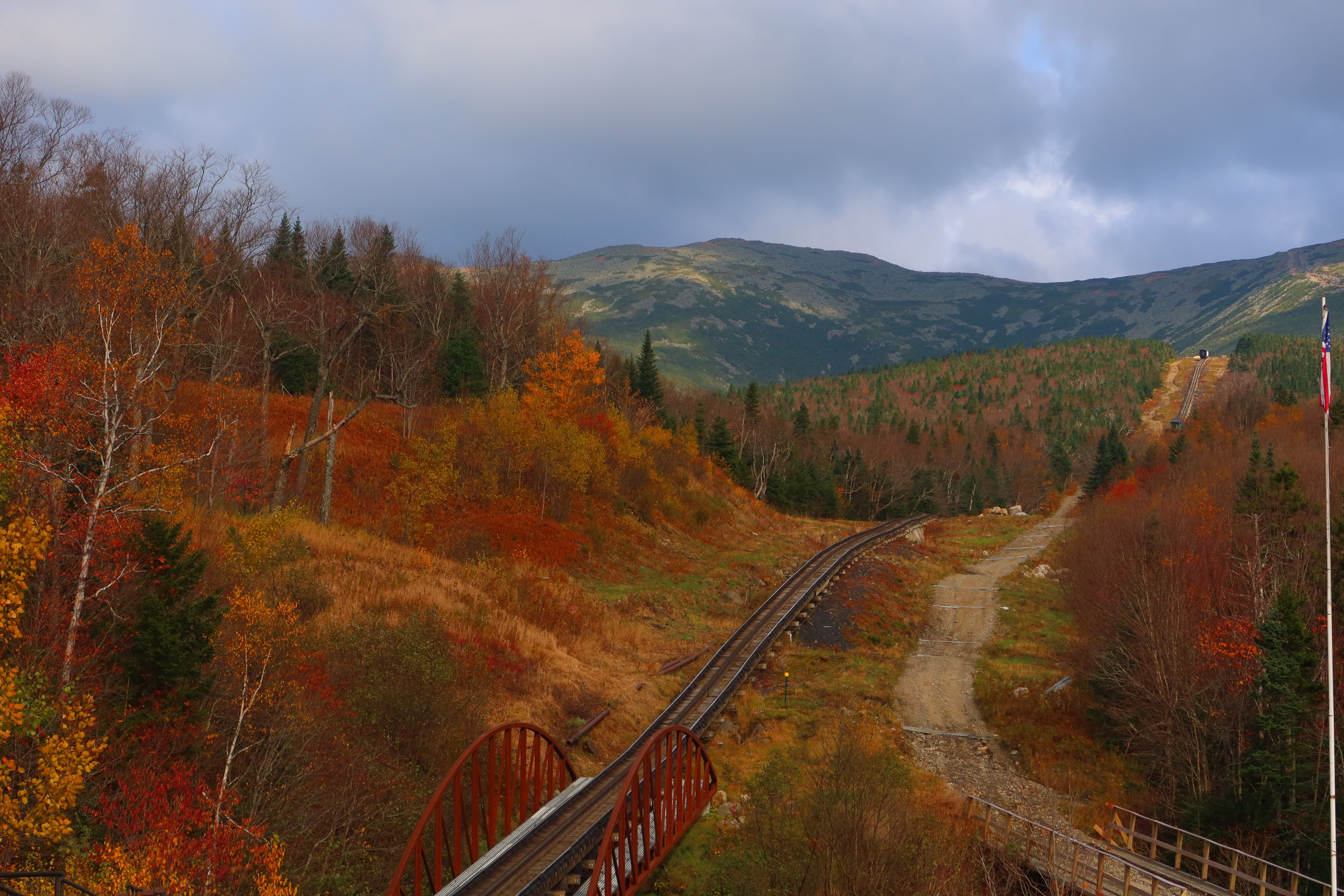 Mount Washington NH with Martz Bus - pexels-austin-sullivan-48171954-14128979