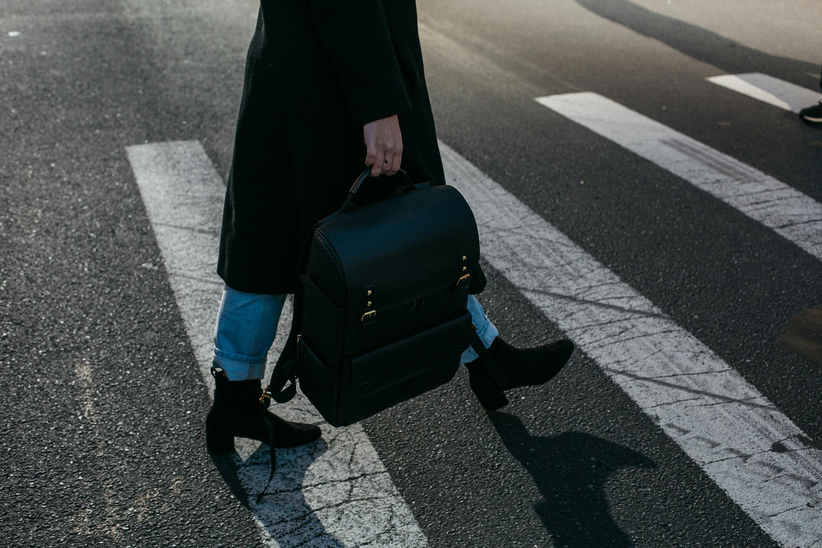 Commute by Martz Bus to arrive ready Image: pexels-vinta-supply-co-nyc-268013-842963(1)